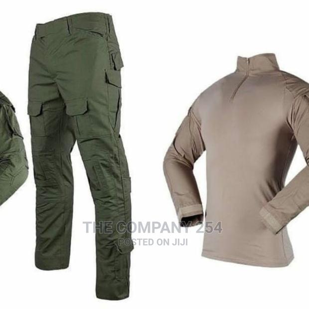 Tactical Millitary Combat Desert Uniforms 
Size S to 3xl . - main view