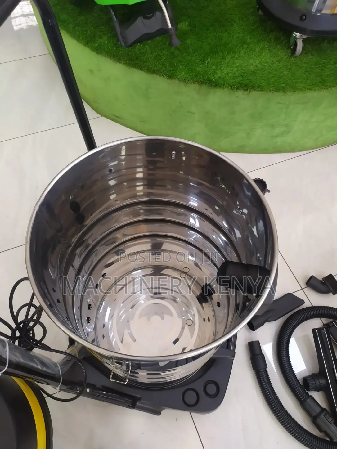 100l Commercial Vacuum Cleaner Aico