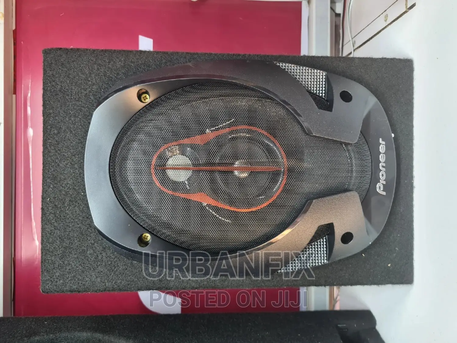 Original Pioneer 400 Watts Single Oval Speaker With Cabinet