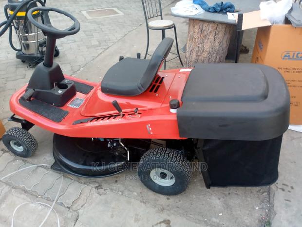 Ride on Lawn Mower