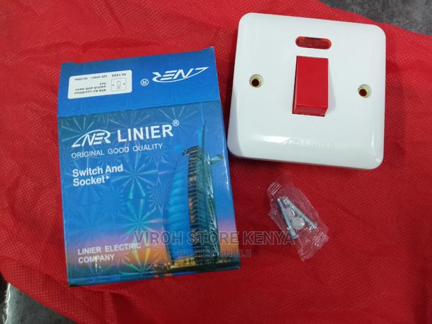 Linear 45amps Shower Switch + Screws - main view
