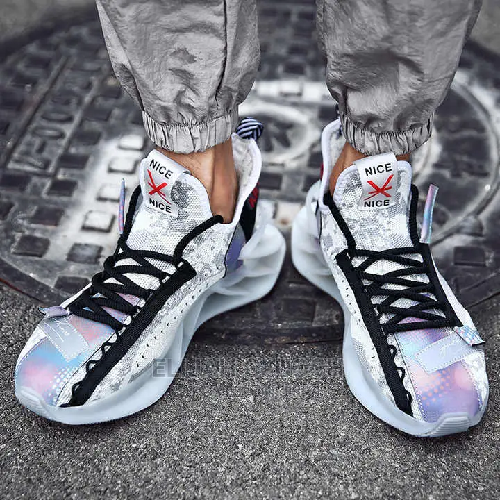 Reflective Blad