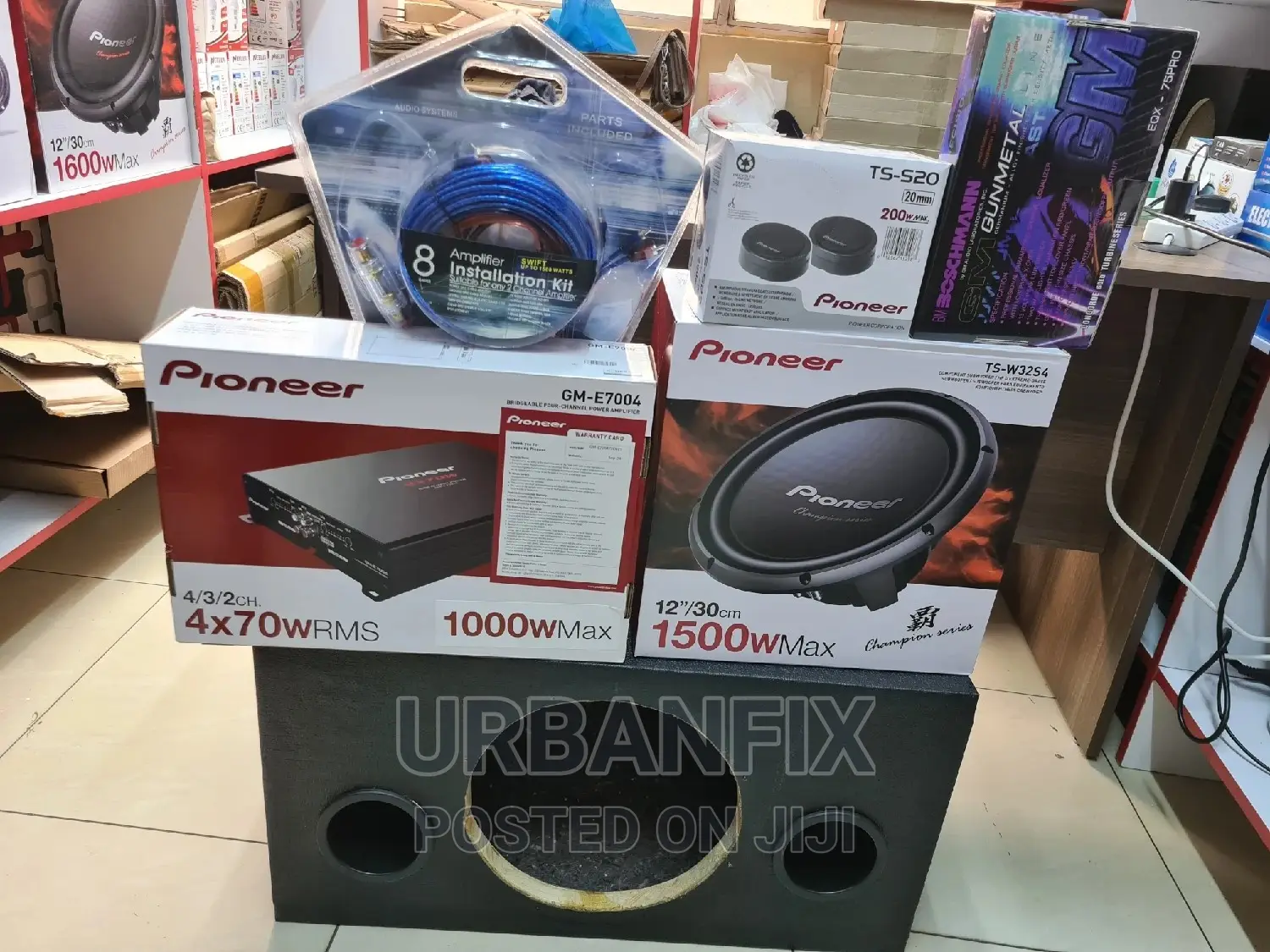Brand New Complete Pioneer Car Audio System