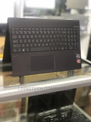 Laptop HP Envy 15 8GB AMD Ryzen 5 SSD 256GB