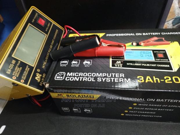 Full Automatic 12V 24V Car Battery Charger 250W - main view