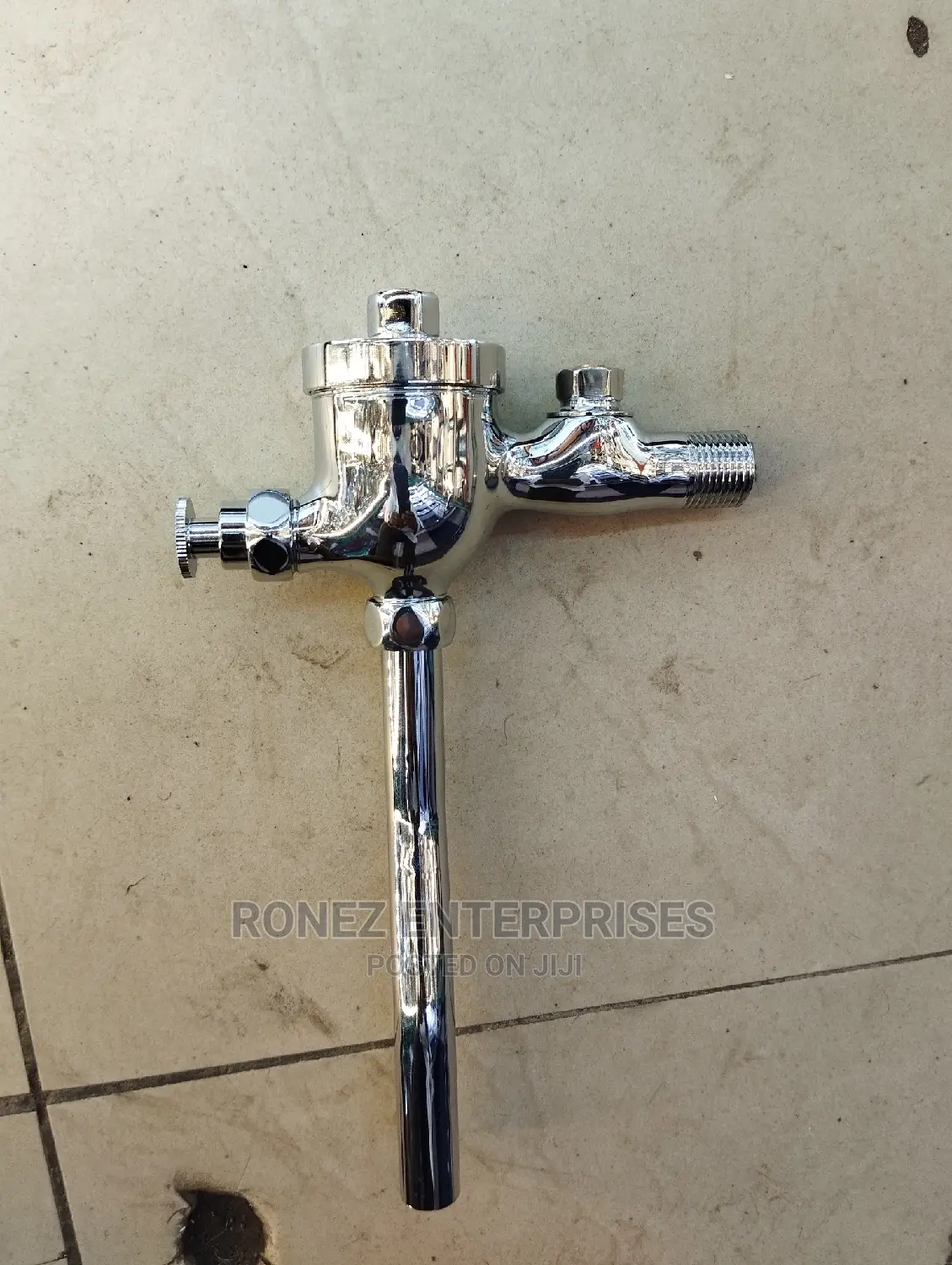 Flush Valve Urinal Lirlee