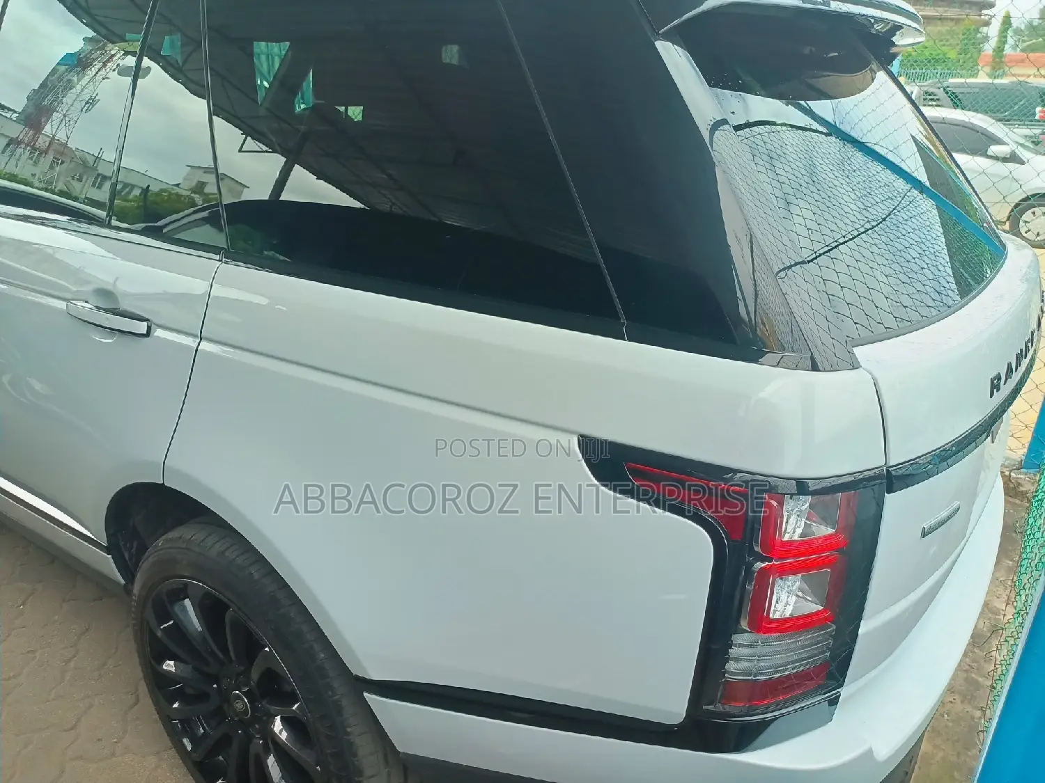 Land Rover Range Rover 2016 White