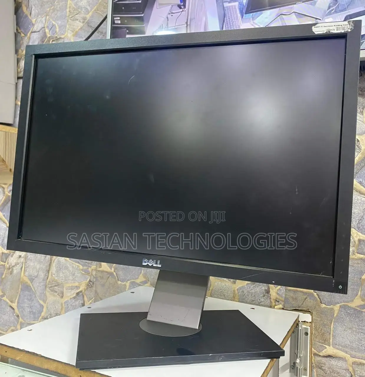 22inches Dell Monitor Available