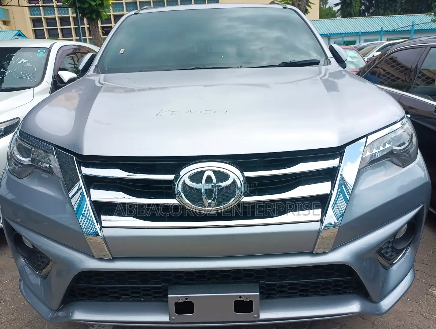 Toyota Fortuner 2.8 D AWD 2016 Silver