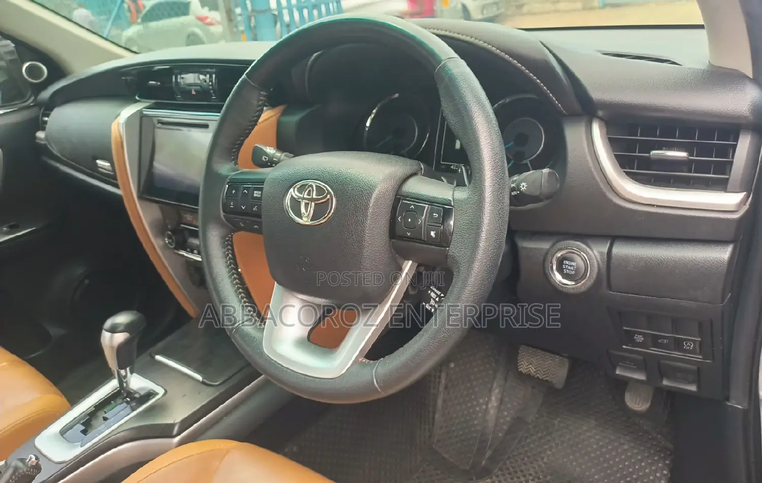 Toyota Fortuner 2.8 D AWD 2016 Silver