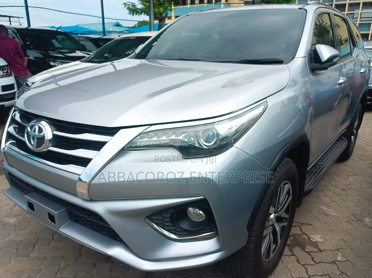 Toyota Fortuner 2.8 D AWD 2016 Silver