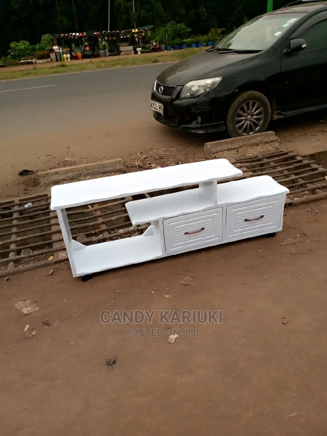 White Wooden Tv Stand