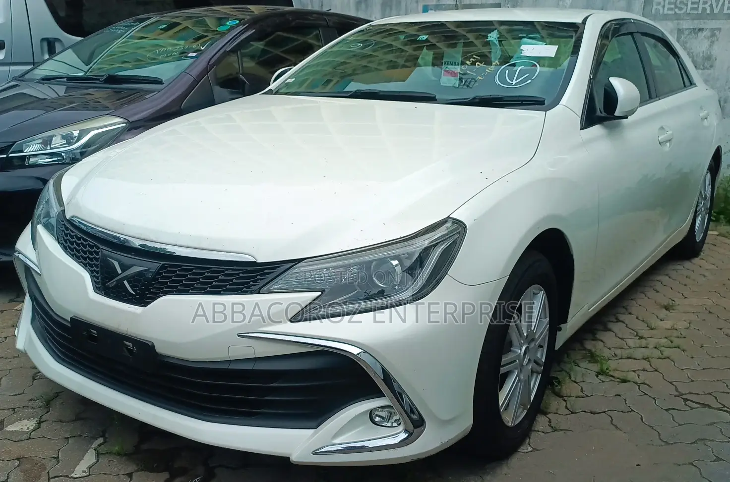 Toyota Mark X 2.5 AWD 2016 White