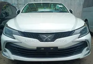 Toyota Mark X 2.5 AWD 2016 White