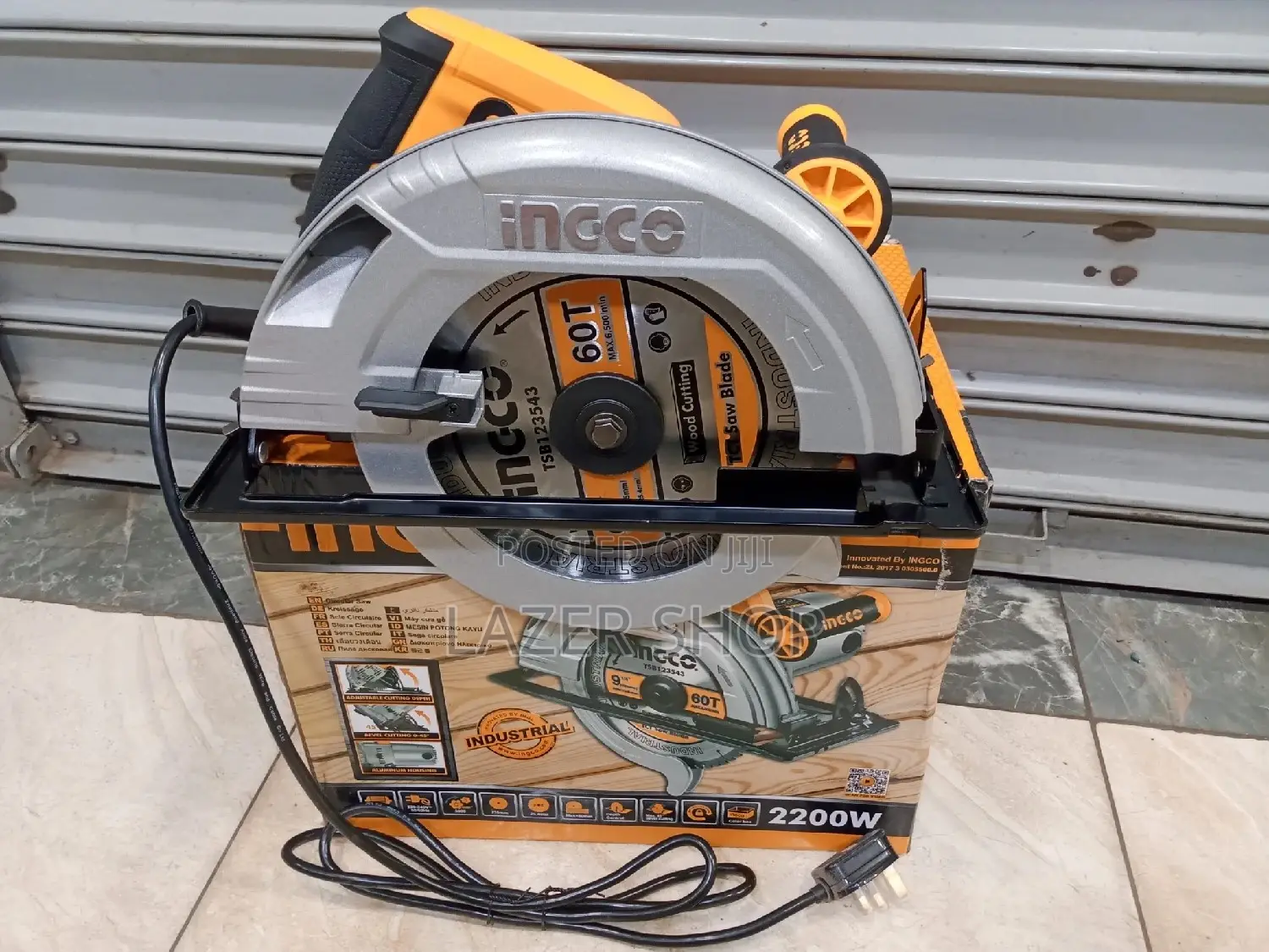 2200W Ingco Cross-Cut