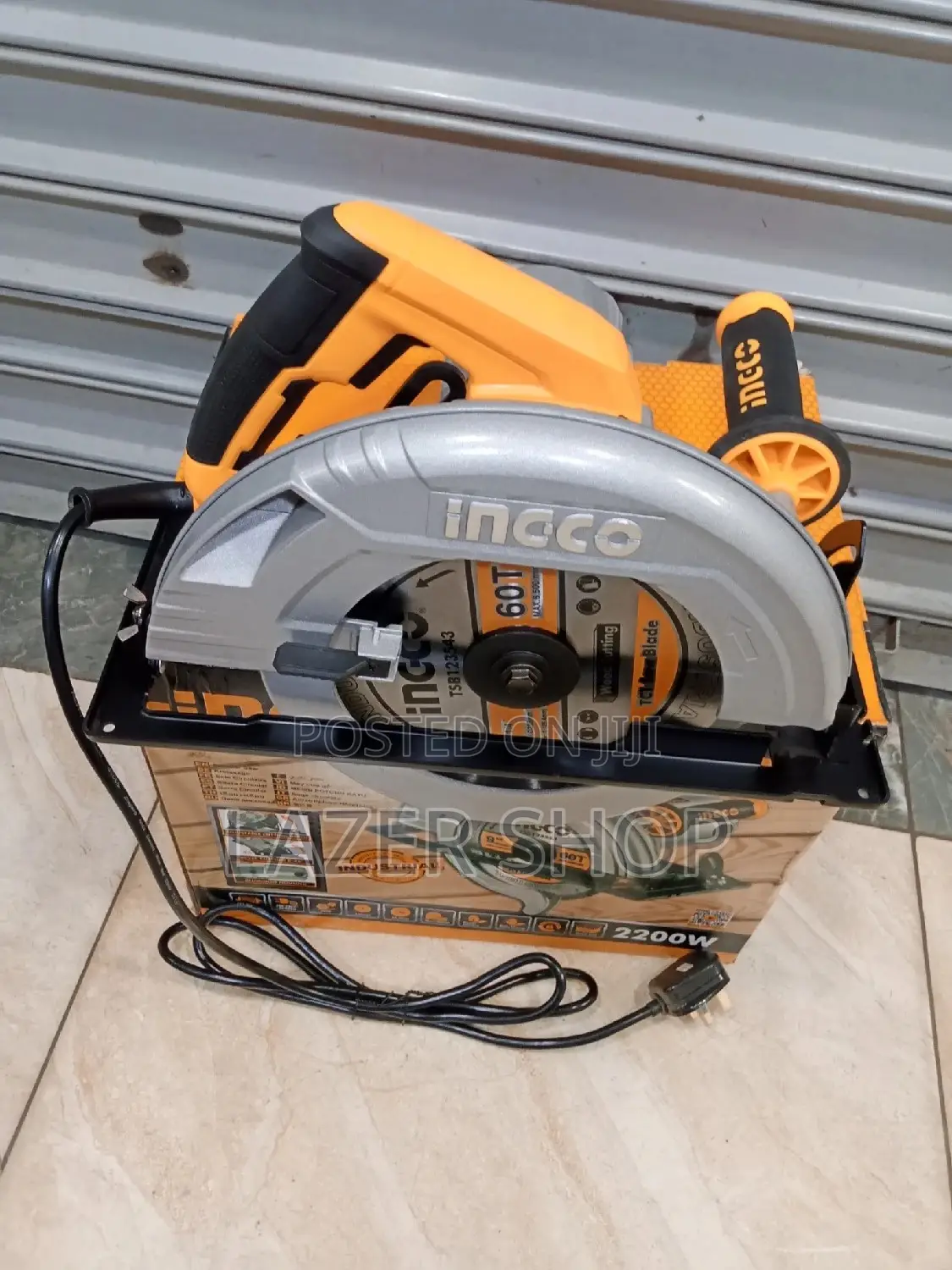 2200W Ingco Cross-Cut