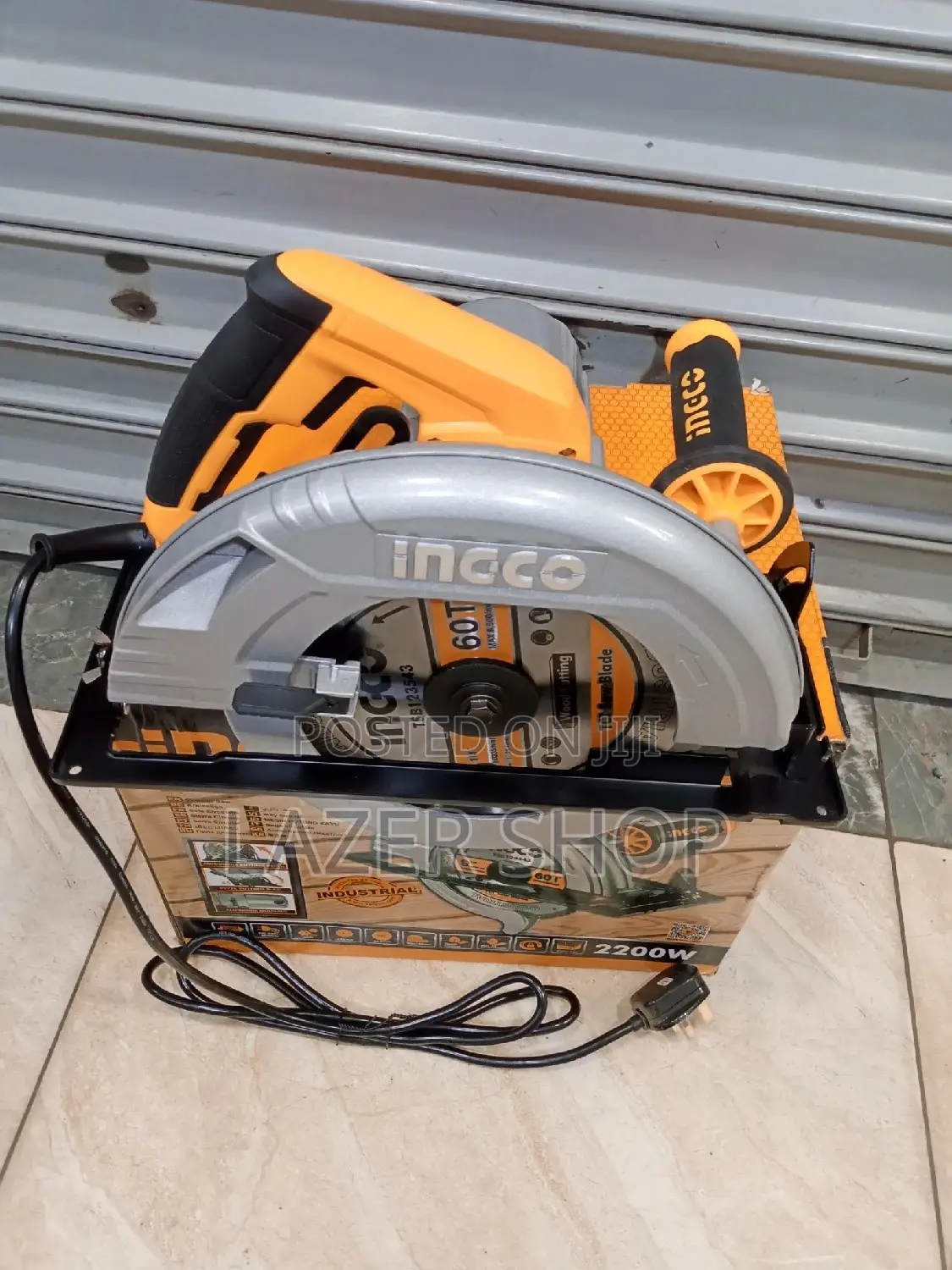 2200W Ingco Cross-Cut