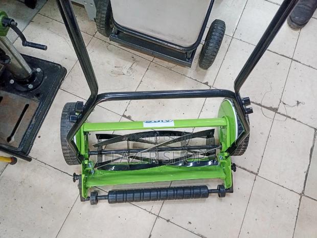 Manual Lawn Mower, Size 18