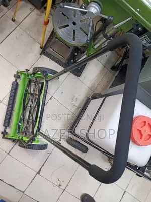 Manual Lawn Mower, Size 18