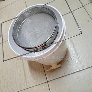 20L Honey Settling Bucket With Lid Stainless Steel Sieve