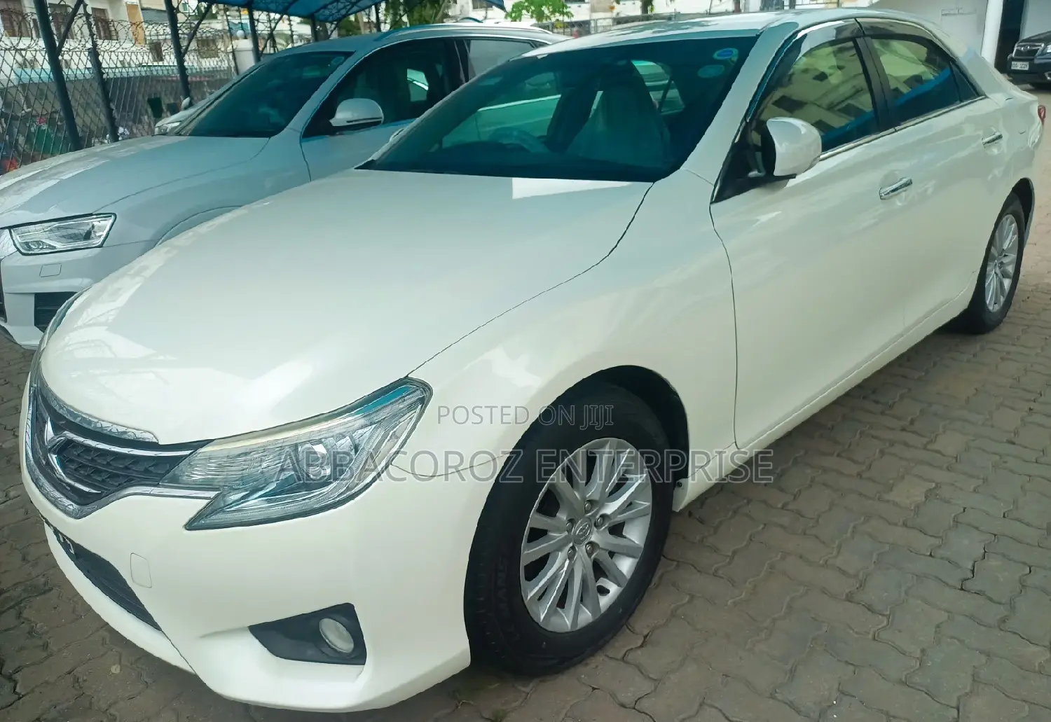 Toyota Mark X 2.5 AWD 2016 White