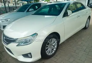 Toyota Mark X 2.5 AWD 2016 White