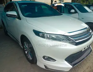 Toyota Harrier 2.0 4WD 2016 White