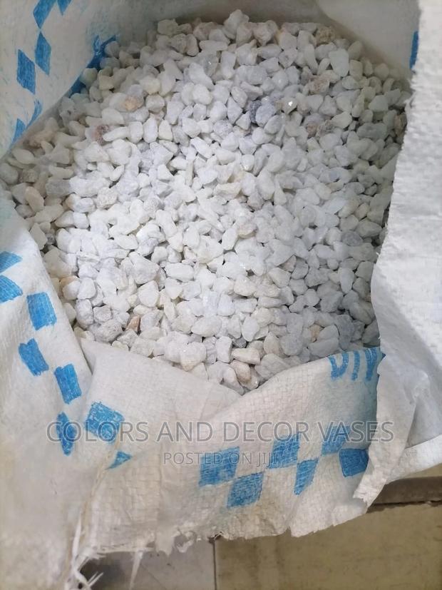 Stones Pure White Pebble Stones