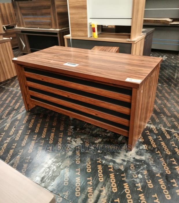 Office Desks - main view