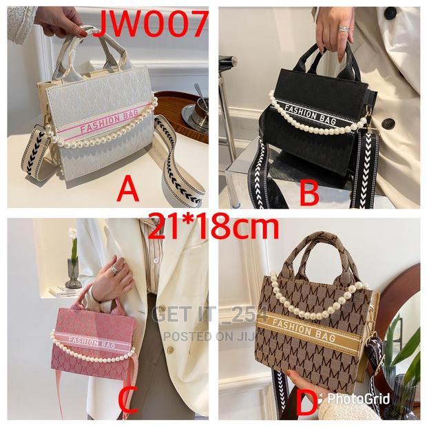 Ladies Classy Hand Bags - thumbnail 2