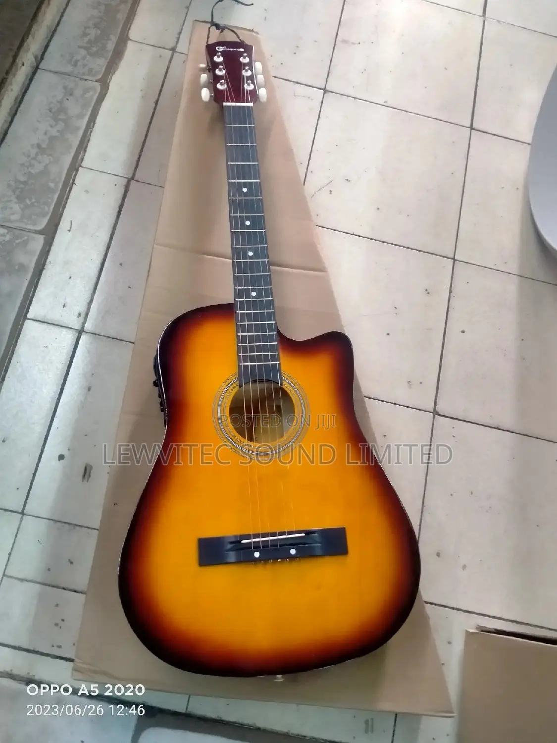 Sunburst Semi 38