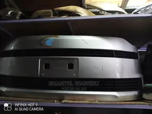 Toyota Spade Nosecut