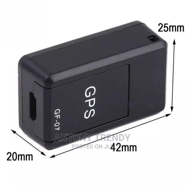 Mini Portable Magnetic GPS Real Time Tracker GPRS - main view