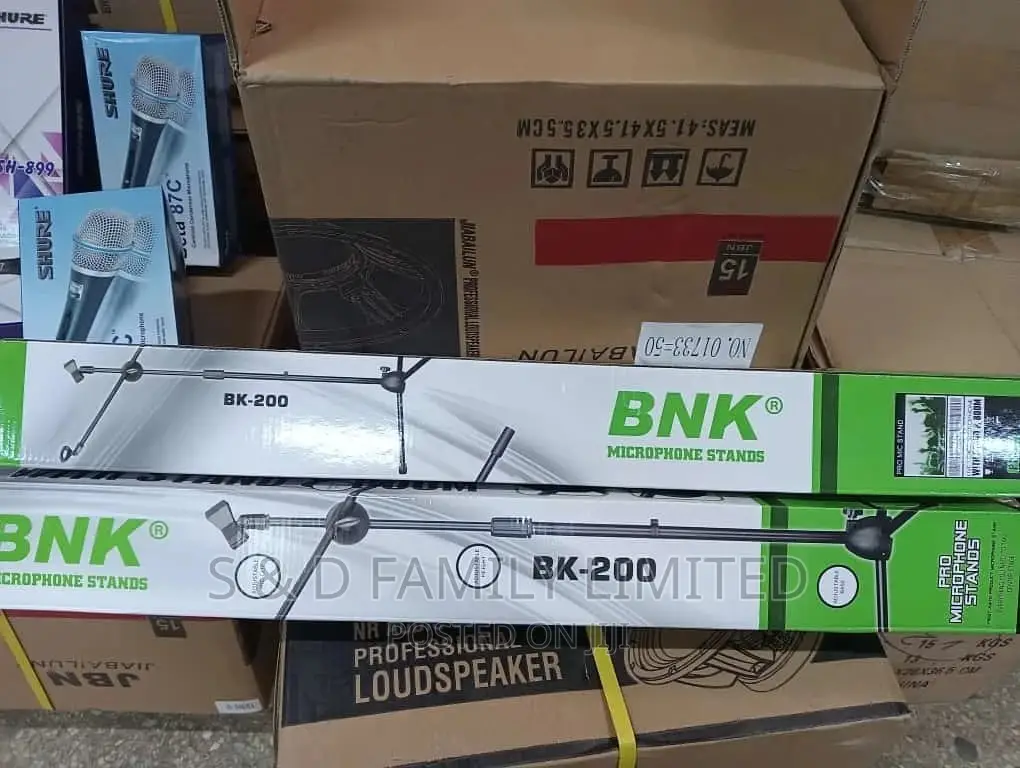 BNK Tripod Microphone Stand