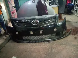 Auris Front Bumper 2008/2009 Model