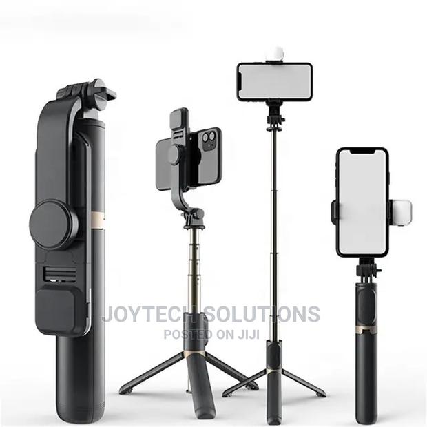 Selfie Stick With Tripod Stand. - main view