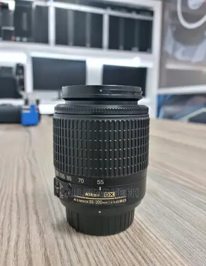 Nikon Af-S Dx Nikkor 55-200mm F/4-5.6g Ed Vr Ii