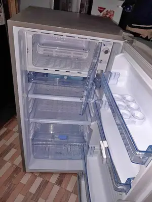 Vonhotpoint 190ltr Von HRD-231s/Vars-23dhs