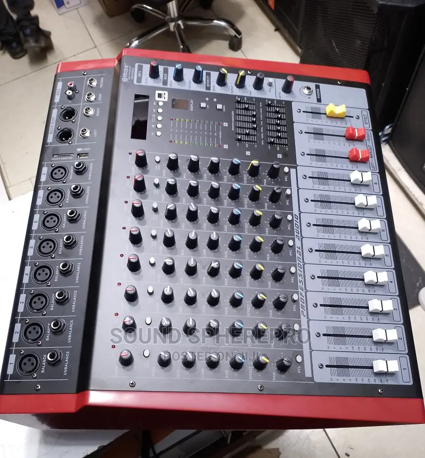8 Channel Powered Mixer Max