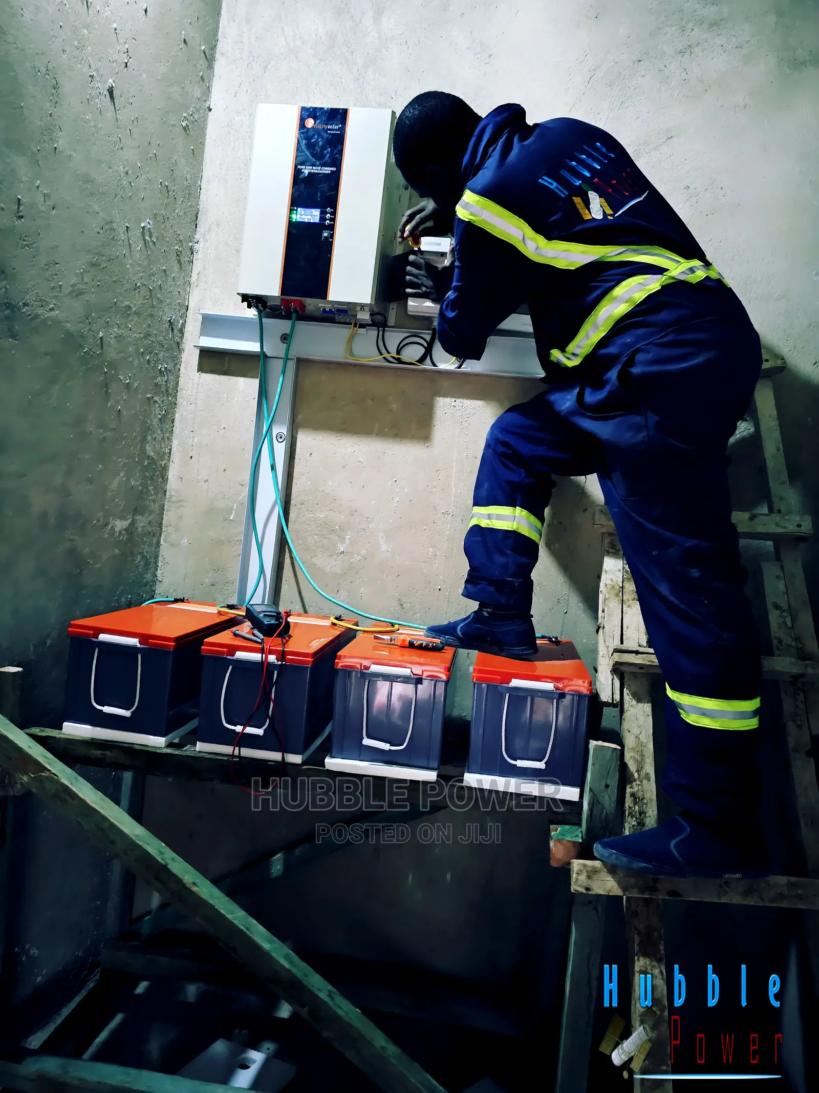 Solar Panels, Hybrid Inverters Batteries Complete Off-Grid
