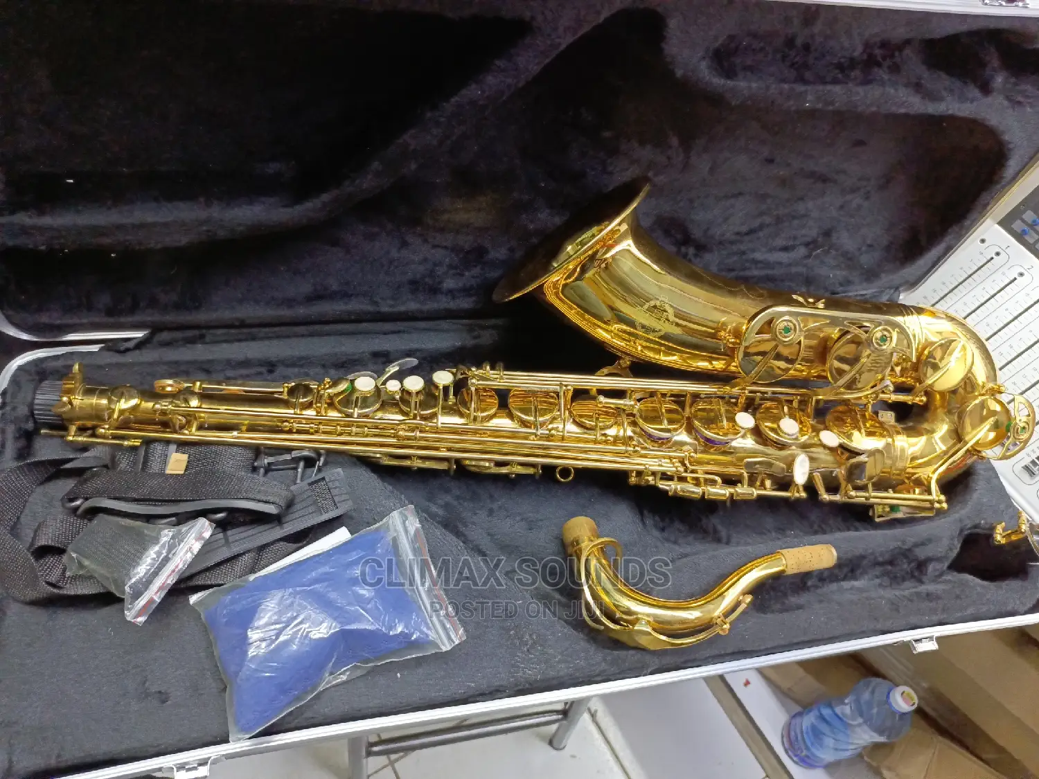 Tenor Sax Suzuki