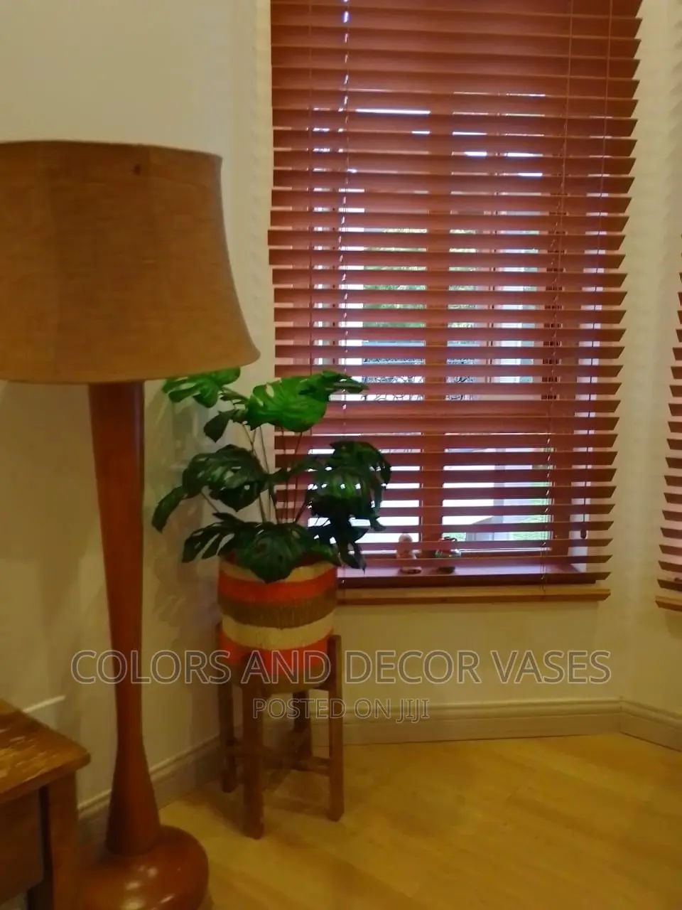 Plant+Stand+Basket and Stones