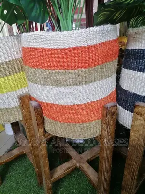 Stands Wooden for Flower Pots/Vases