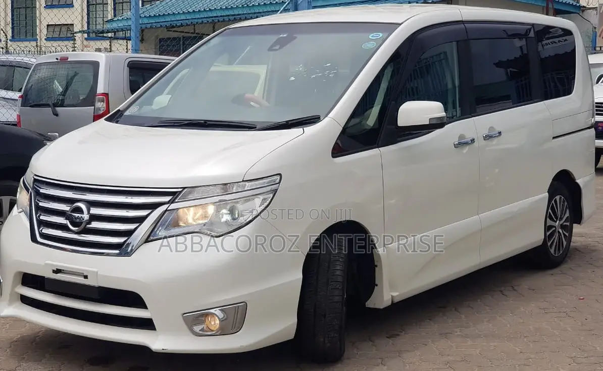 Nissan Serena 2017 White