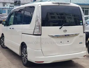 Nissan Serena 2017 White