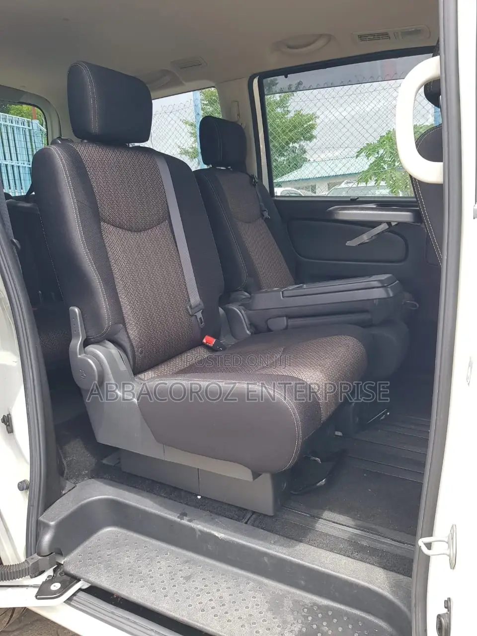 Nissan Serena 2017 White