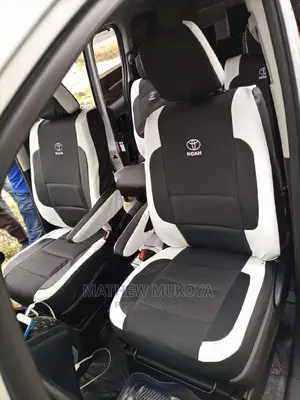 Noah2012 Seat Covers