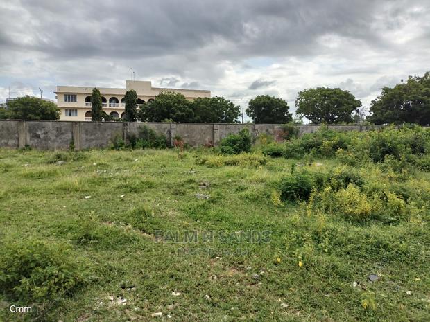 10 Acres Undeveloped Beach Front Property. - thumbnail 8