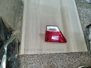 Honda Airwave 2006 Bootlight