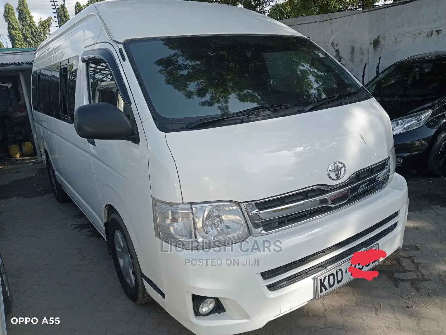 Toyota HiAce 2015 White